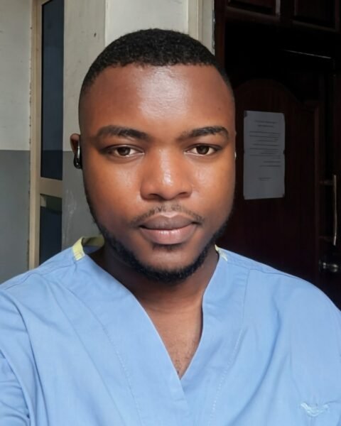 MUHINDO MWANAMOLO Moïse